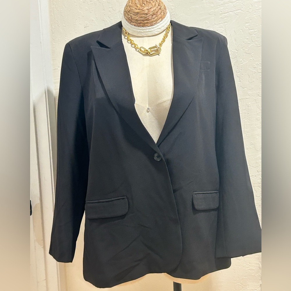 Vince Camuto Black Single-Button Blazer